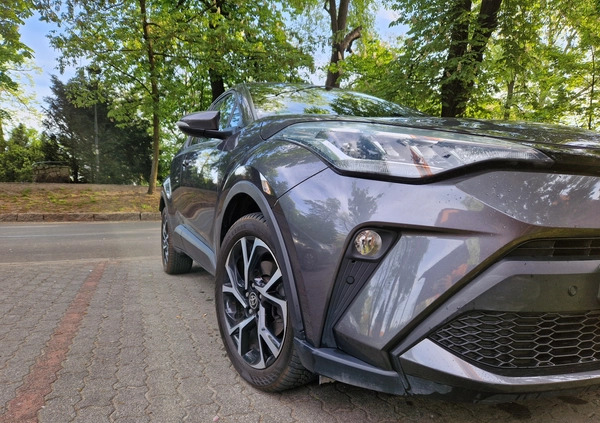 Toyota C-HR cena 82500 przebieg: 42700, rok produkcji 2019 z Rawicz małe 436